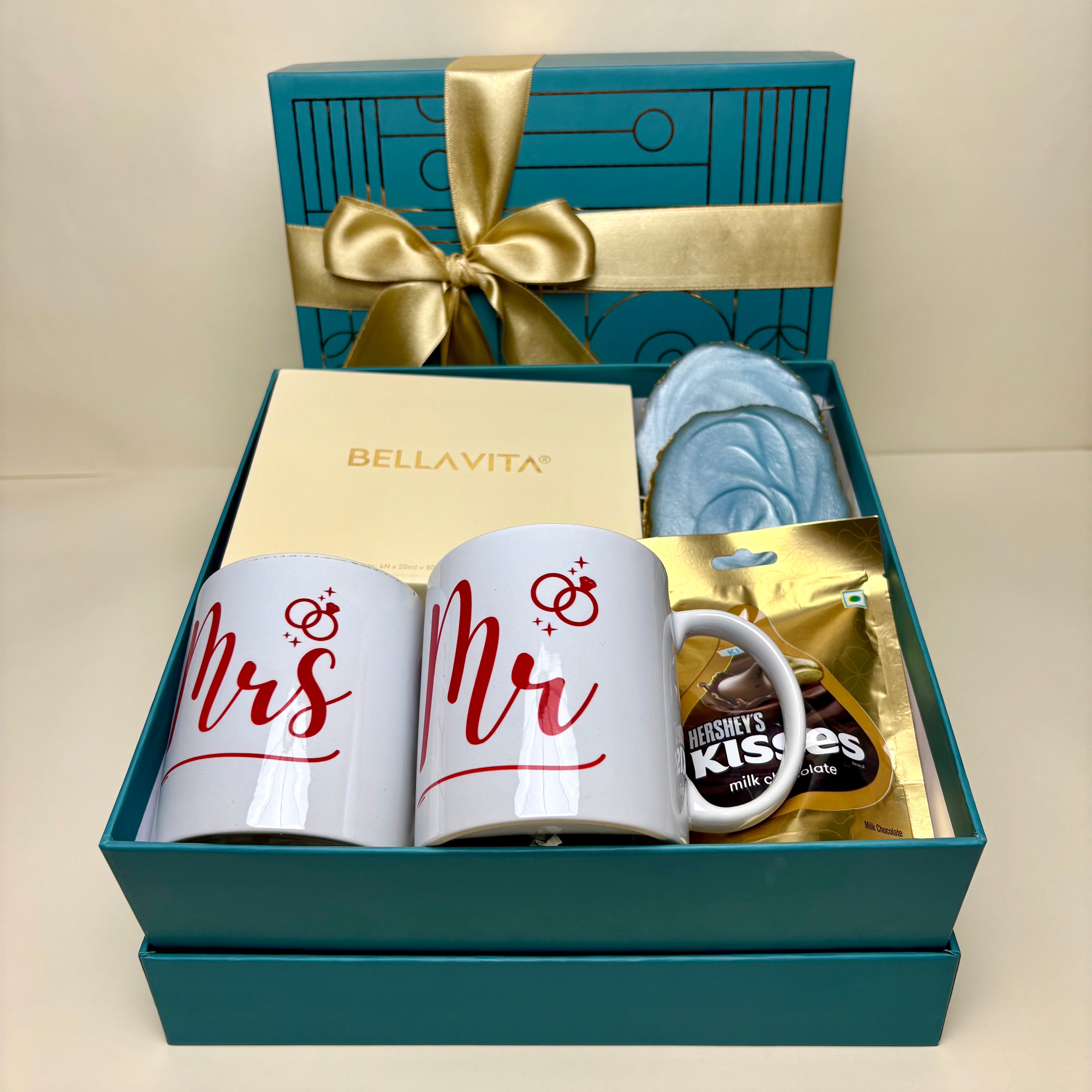 Forever and Always Hamper