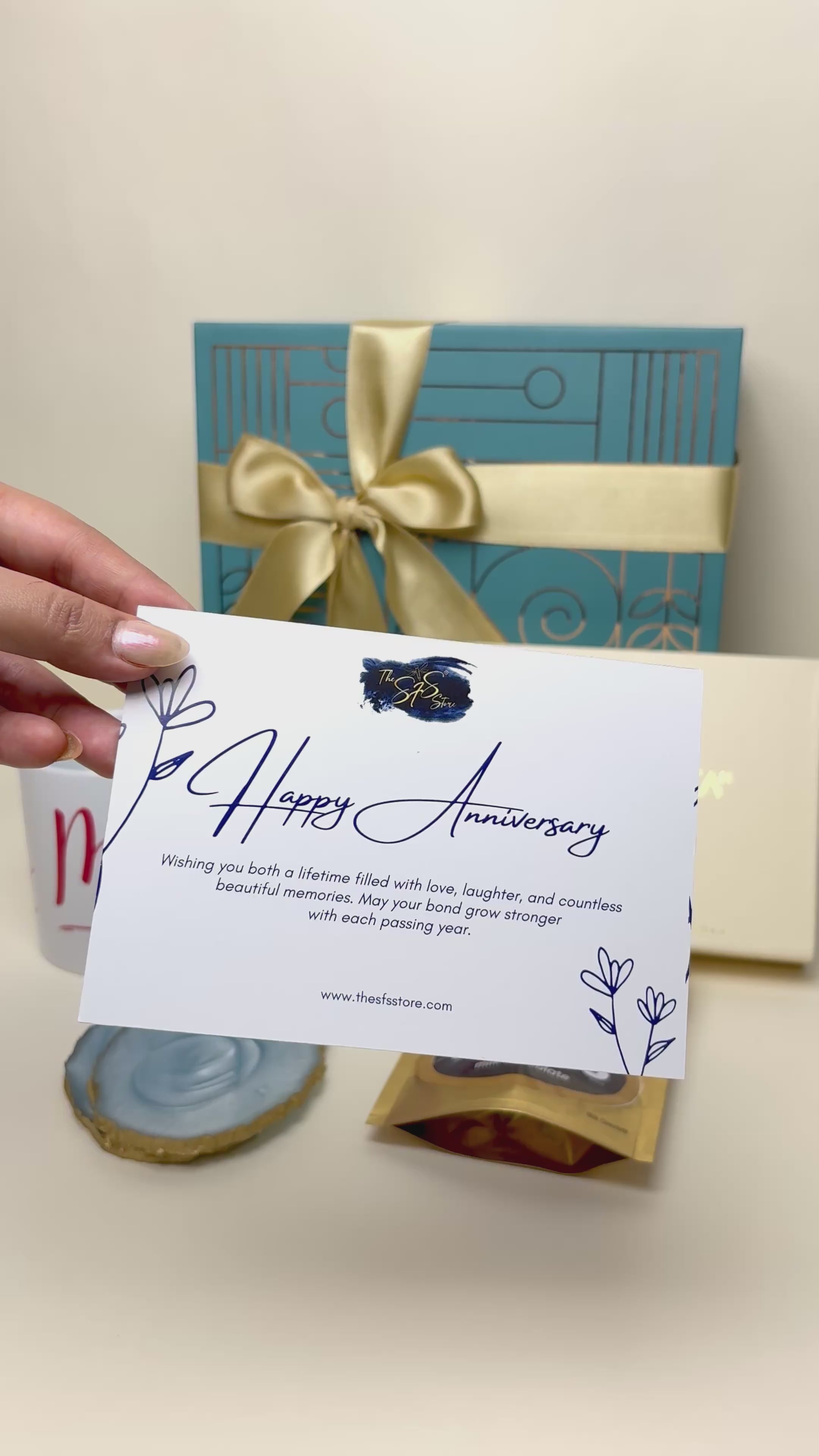 Forever and Always Hamper